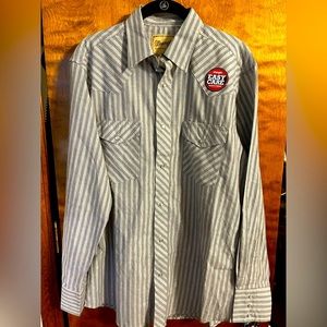 Men’s Pearl snap M Wrangler shirt